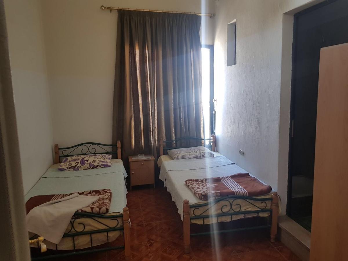 Jammal Hotel Баальбек Экстерьер фото